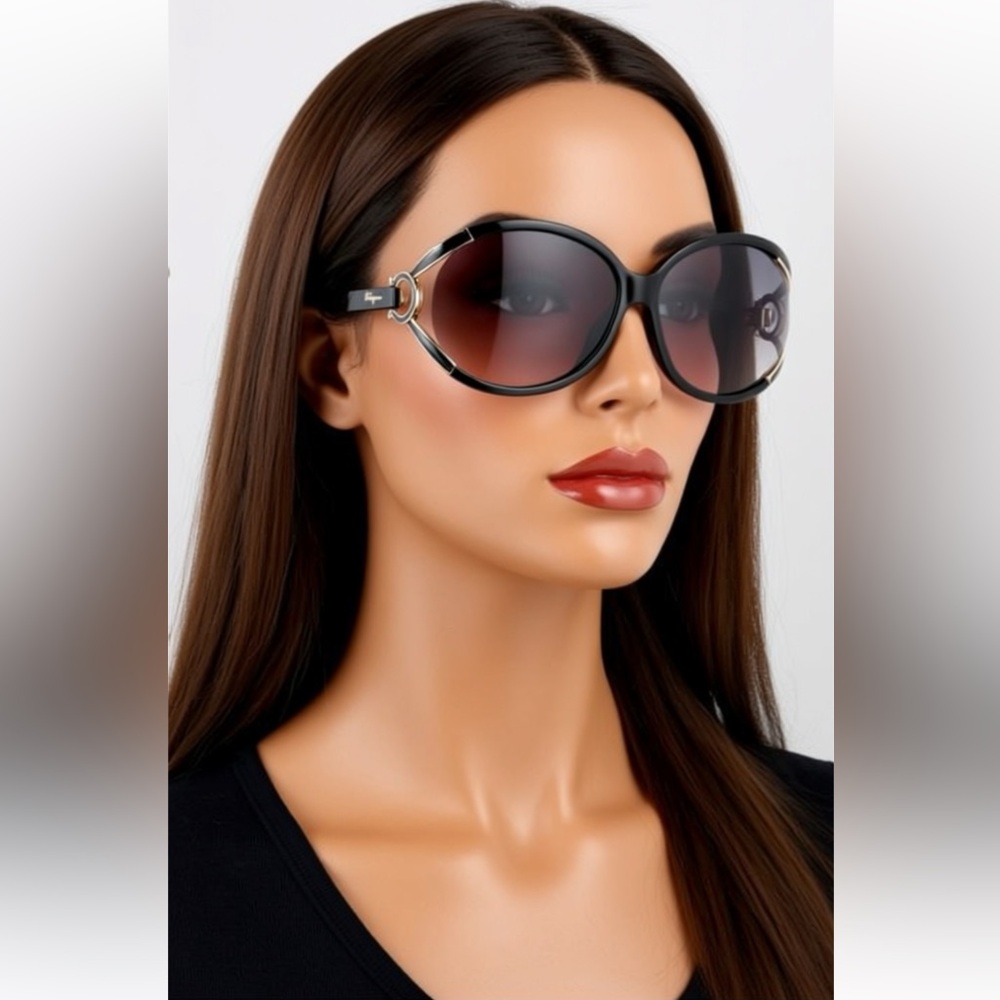 NWT Salvatore Ferragamo 59mm Oversized Black and Gold Sunglasses